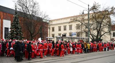 Szturm Mikołajów, wyjątkowy świąteczny tramwaj MPK w Krakowie - zdjęcie 11