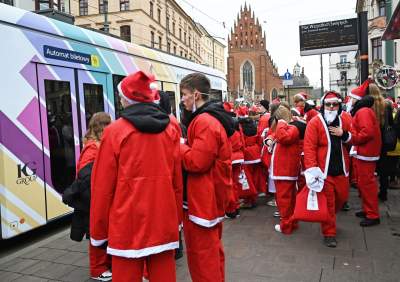 Szturm Mikołajów, wyjątkowy świąteczny tramwaj MPK w Krakowie - zdjęcie 8