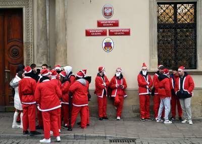 Szturm Mikołajów, wyjątkowy świąteczny tramwaj MPK w Krakowie - zdjęcie 2