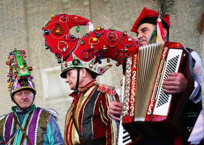 Taka parada tylko w Krakowie, barwny korowód przeszedł przez Rynek Główny - zdjęcie 21