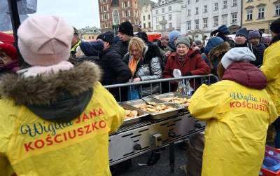 Jan Kościuszko znów nakarmił tysiące potrzebujących osób. Wielki dar serca - zdjęcie 12