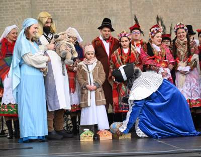 Tłumy w krakowskim Orszaku Trzech Króli, nowa tradycja się przyjęła - zdjęcie 17