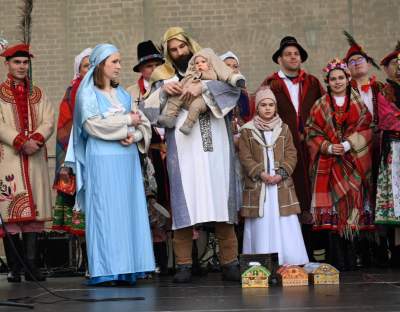 Tłumy w krakowskim Orszaku Trzech Króli, nowa tradycja się przyjęła - zdjęcie 22