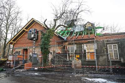 Modrzejówka nie popadnie w ruinę, Arcybractwo zaczęło remont zabytku - zdjęcie 17