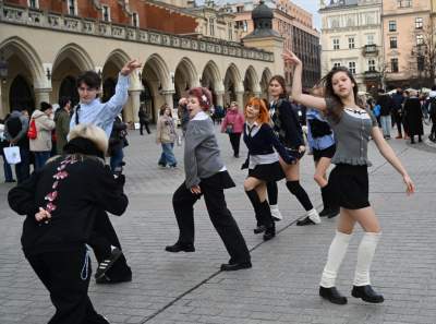 Pięknie zagraliśmy w Krakowie. Jak zawsze Anna Dymna w akcji - zdjęcie 22