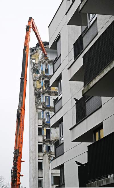Znika modernistyczny biurowiec w centrum Krakowa - zdjęcie 6