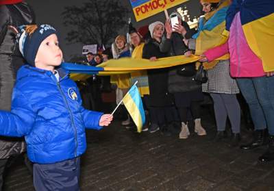 Jeśli Ukraina upadnie, Europa nie przetrwa. Manifestacja w Krakowie - zdjęcie 12