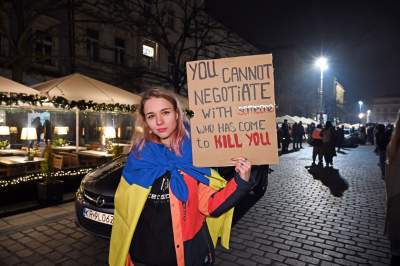Jeśli Ukraina upadnie, Europa nie przetrwa. Manifestacja w Krakowie - zdjęcie 17