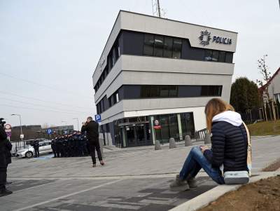 Tu zatrzymani będą trafiać "na dołek". Nowy komisariat Policji w Krakowie - zdjęcie 1