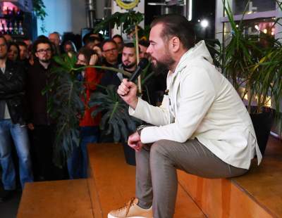 Gwiazdor YouTube w Krakowie, chce zostać prezydentem RP - zdjęcie 4