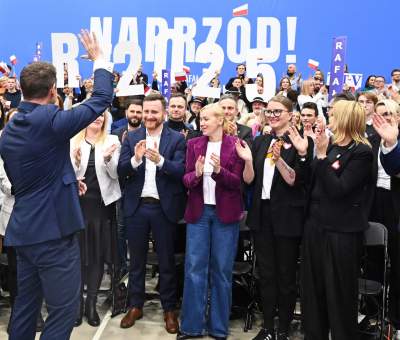 Rafał Trzaskowski w Krakowie. "Cała Polska naprzód!" - zdjęcie 25