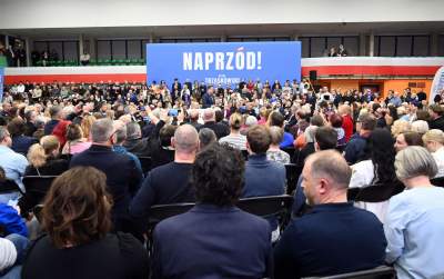 Rafał Trzaskowski w Krakowie. "Cała Polska naprzód!" - zdjęcie 10