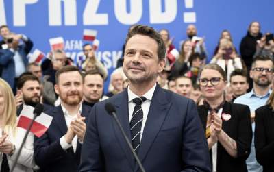 Rafał Trzaskowski w Krakowie. "Cała Polska naprzód!" - zdjęcie 8