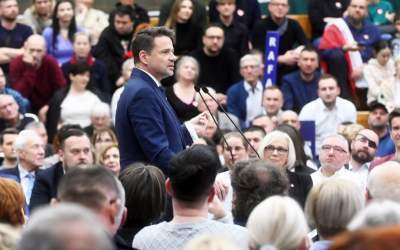 Rafał Trzaskowski w Krakowie. "Cała Polska naprzód!" - zdjęcie 18