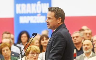 Rafał Trzaskowski w Krakowie. "Cała Polska naprzód!" - zdjęcie 15