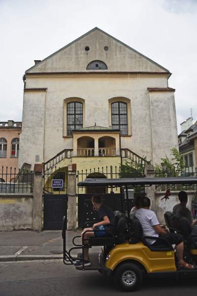 Ochroniarze, łańcuchy, kłódki: spór o synagogę na Kazimierzu - zdjęcie 5