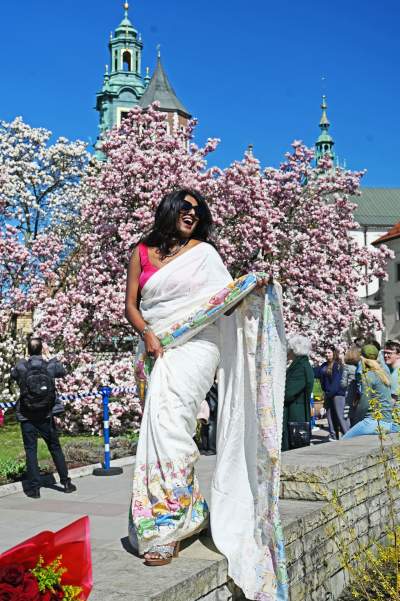 Wiosenne szaleństwo na Wawelu, kwitnie słynna magnolia i nie tylko... - zdjęcie 6