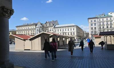 Wizytówka Krakowa? Wielki bałagan na Rynku Głównym - zdjęcie 15