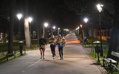 Nocą na Wawelu: niepowtarzalna atmosfera wyjątkowego biegu - zdjęcie 20