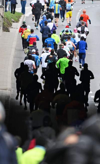 Te nogi poniosły ich do zwycięstwa, wielkie bieganie w Krakowie - zdjęcie 10