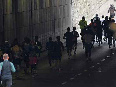 Te nogi poniosły ich do zwycięstwa, wielkie bieganie w Krakowie - zdjęcie 6