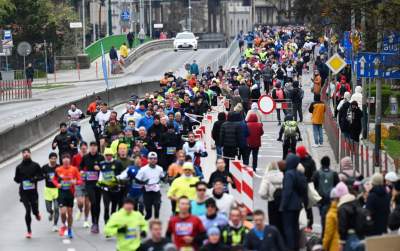 Te nogi poniosły ich do zwycięstwa, wielkie bieganie w Krakowie - zdjęcie 12