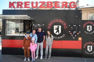 Food truck Kreuzberg Kraft Kebap Filipa Chajzera w Krakowie - zdjęcie 10