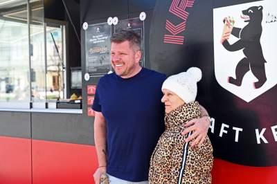 Food truck Kreuzberg Kraft Kebap Filipa Chajzera w Krakowie - zdjęcie 5