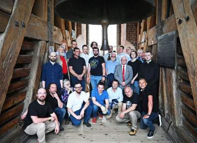 Dzwon Zygmunta zagrzmiał w południe dla papieża Franciszka - zdjęcie 28