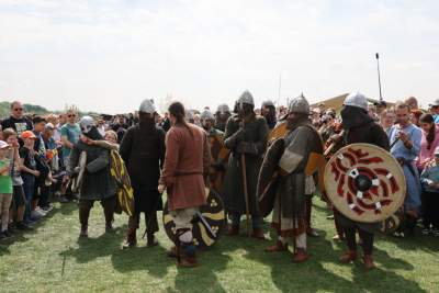 Rewelacyjna zabawa na kopcu Krakusa. Rękawka 2025 - zdjęcie 22