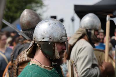 Rewelacyjna zabawa na kopcu Krakusa. Rękawka 2025 - zdjęcie 23