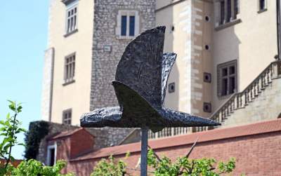 Współczesne rzeźby w ogrodach wawelskich, oryginalna wystawa - zdjęcie 17