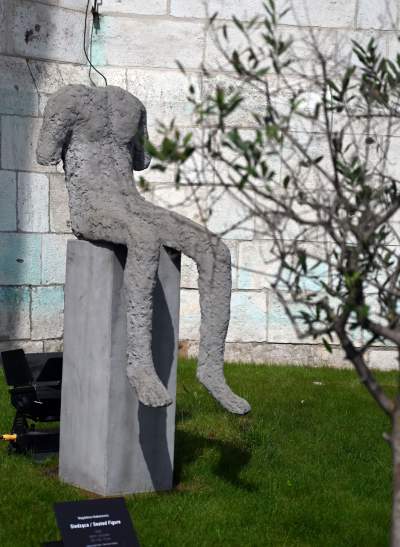 Współczesne rzeźby w ogrodach wawelskich, oryginalna wystawa - zdjęcie 10