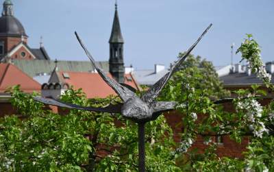 Współczesne rzeźby w ogrodach wawelskich, oryginalna wystawa - zdjęcie 6