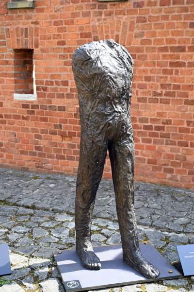 Współczesne rzeźby w ogrodach wawelskich, oryginalna wystawa - zdjęcie 19