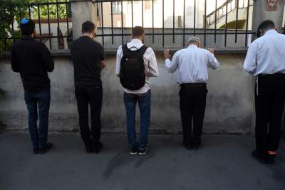 Środa wieczorem przed synagogą Izaaka - zdjęcie 12