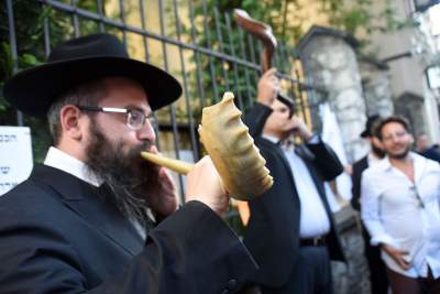 Środa wieczorem przed synagogą Izaaka - zdjęcie 36