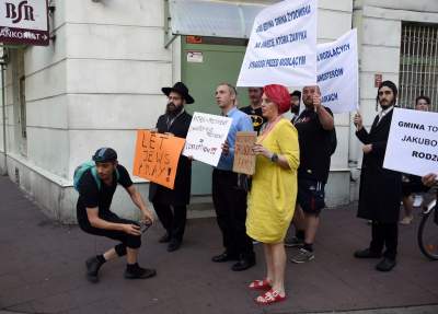 Środa wieczorem przed synagogą Izaaka - zdjęcie 33