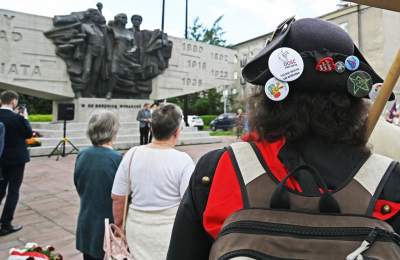 Pierwszomajowa manifestacja pod Pomnikiem Czynu Zbrojnego Proletariatu Krakowa - zdjęcie 6