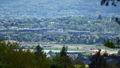 Słynna krzywa droga w Nowej Hucie i majowe klimaty koło Krakowa - zdjęcie 14