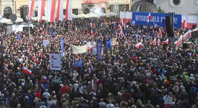 Tłumy na spotkaniu z Trzaskowskim w Krakowie - zdjęcie 23