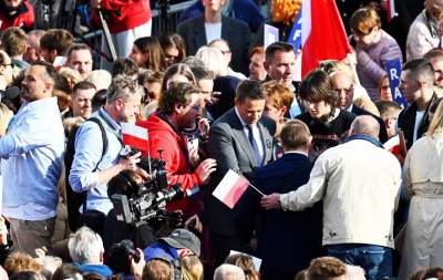 Tłumy na spotkaniu z Trzaskowskim w Krakowie - zdjęcie 32