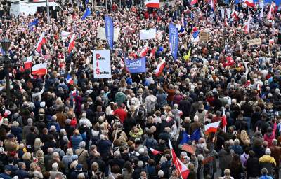 Tłumy na spotkaniu z Trzaskowskim w Krakowie - zdjęcie 25