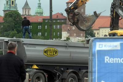 Na Moście Grunwaldzkim prace wre, na razie zgodnie z planem - zdjęcie 27