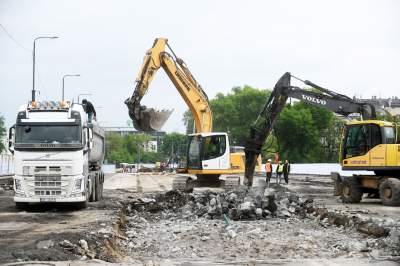Na Moście Grunwaldzkim prace wre, na razie zgodnie z planem - zdjęcie 37