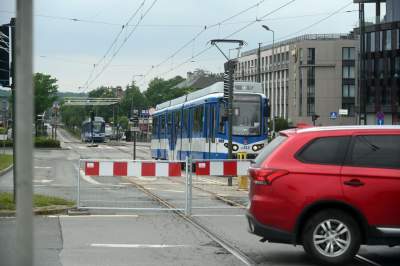 Na Moście Grunwaldzkim prace wre, na razie zgodnie z planem - zdjęcie 30