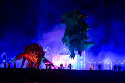 Rewelacyjny pokaz pod Wawelem, smokom towarzyszył królewski orszak - zdjęcie 25