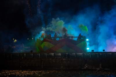 Rewelacyjny pokaz pod Wawelem, smokom towarzyszył królewski orszak - zdjęcie 43