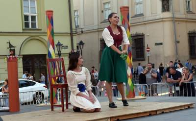 Niezłe popisy w centrum Krakowa. Mogło zakręcić się w głowie - zdjęcie 25