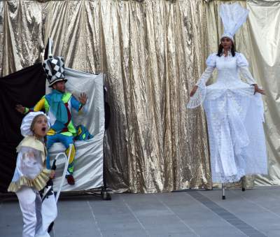 Niezłe popisy w centrum Krakowa. Mogło zakręcić się w głowie - zdjęcie 35
